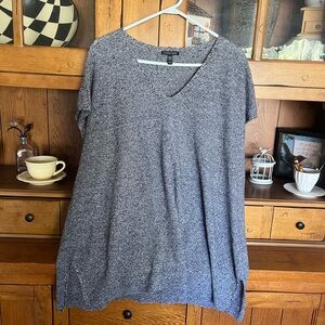 Eileen Fisher organic linen sweater, women’s size extra large, black/white,